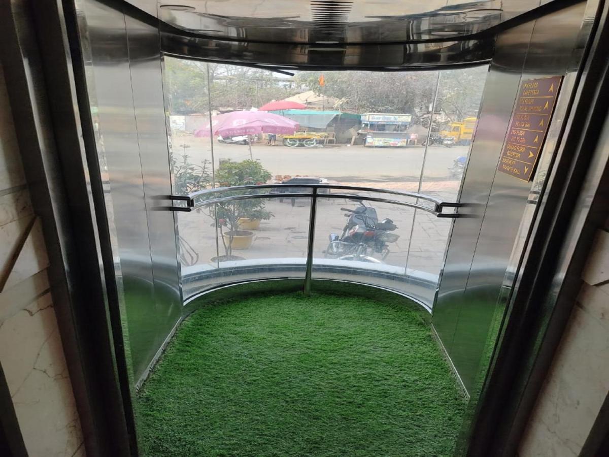 Hotel Rose Gold Ahmednagar Extérieur photo