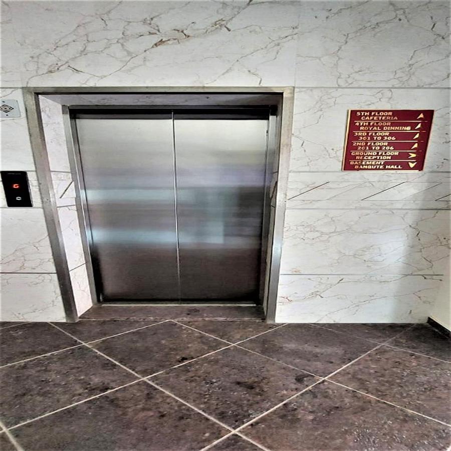 Hotel Rose Gold Ahmednagar Extérieur photo