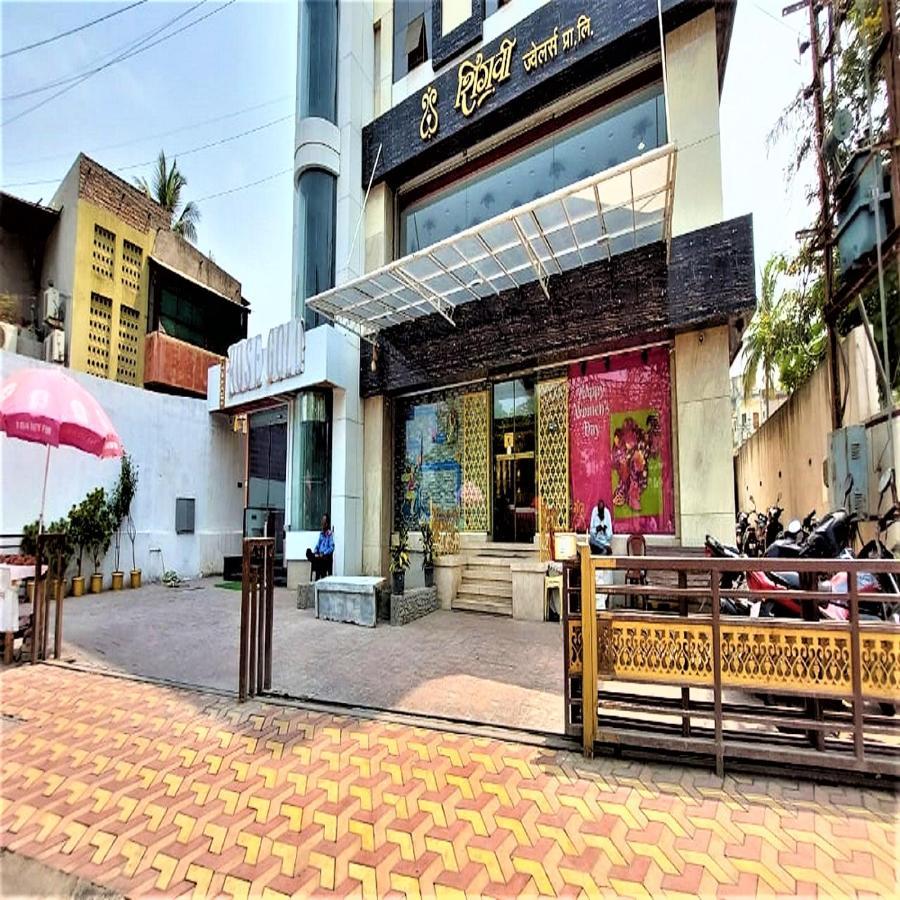 Hotel Rose Gold Ahmednagar Extérieur photo