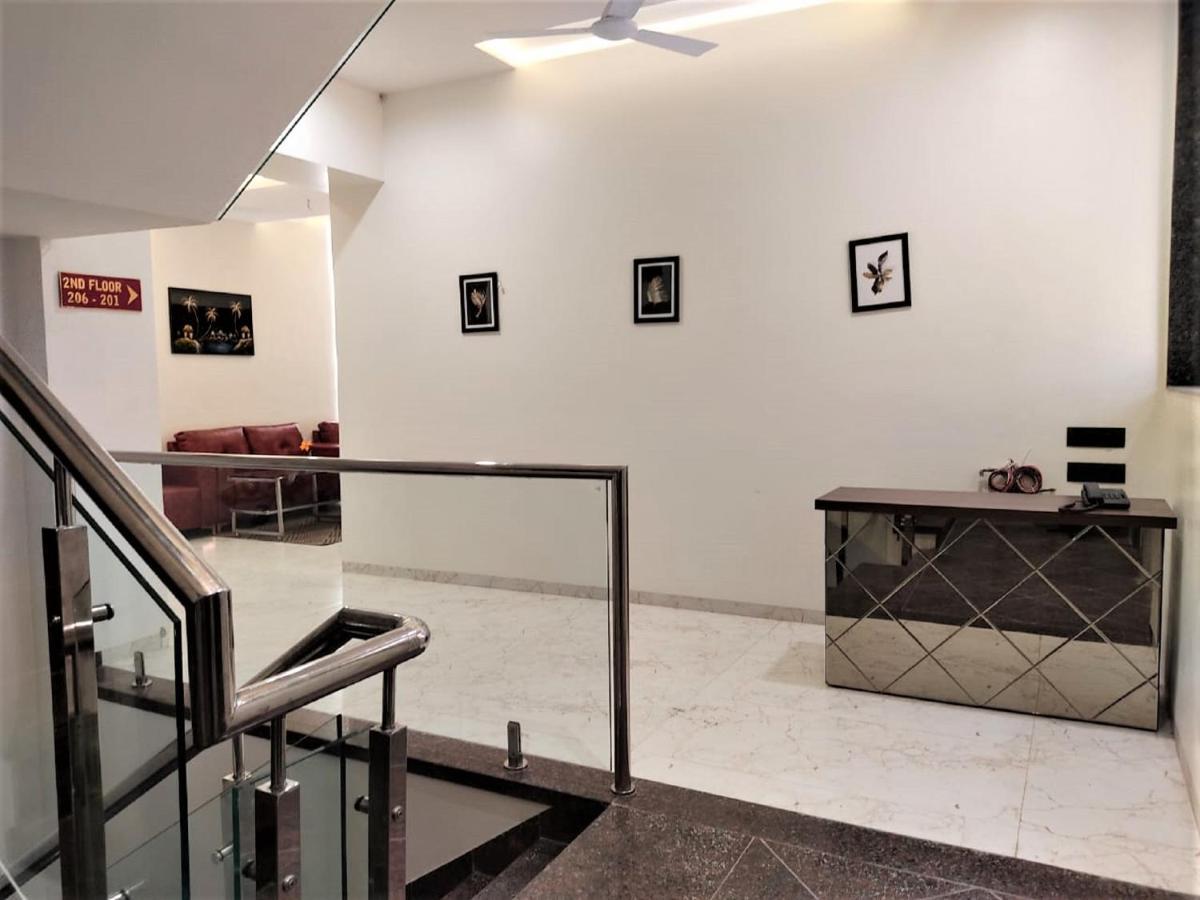 Hotel Rose Gold Ahmednagar Extérieur photo